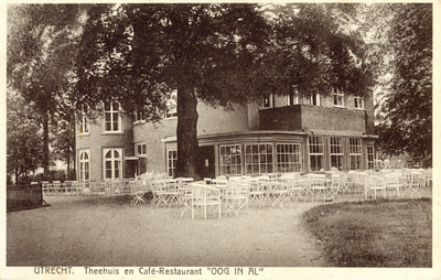 606650 Gezicht op het Theehuis Oog in Al (Park Oog in Al 1) te Utrecht.